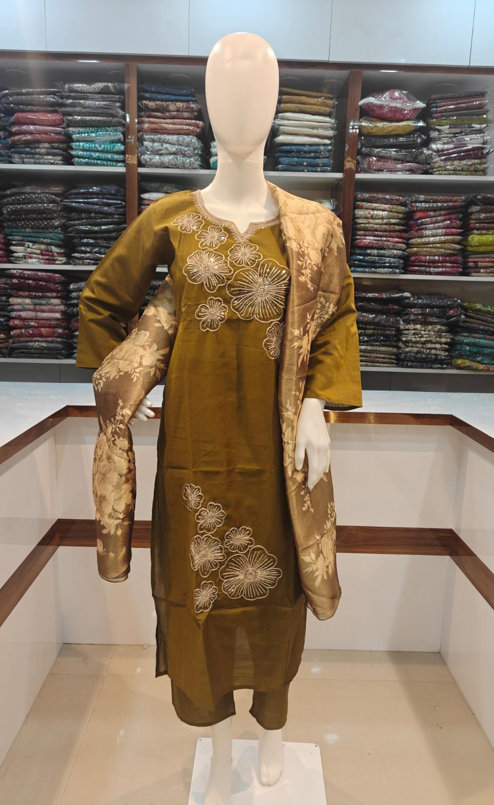 Vatican Silk Three Piece Set - Mehendi Green